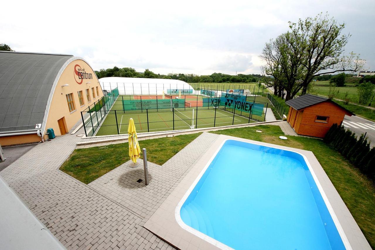 Hotel S-Centrum Benesov  Kültér fotó